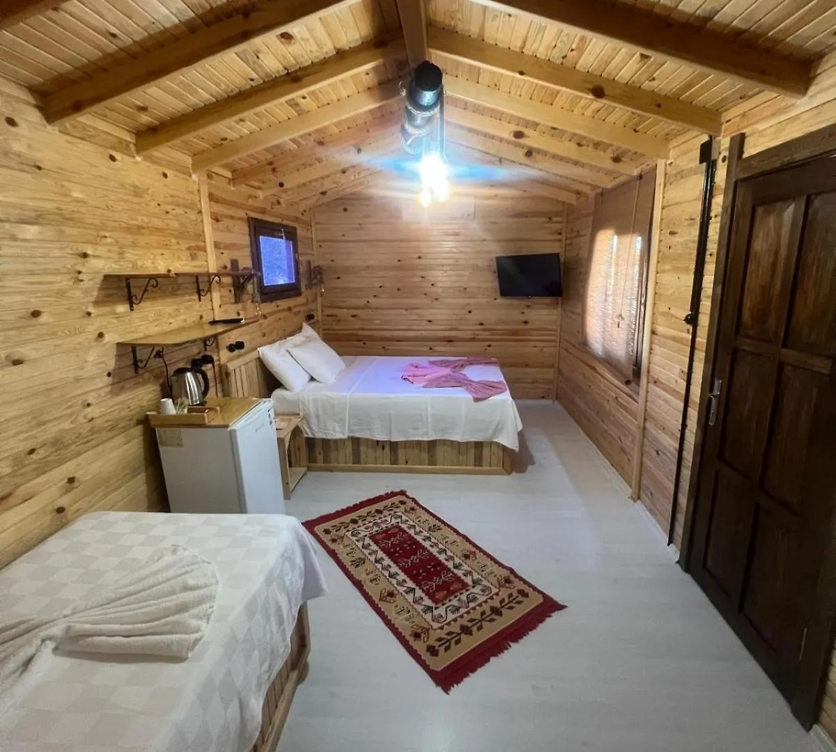Vrasna Houses Дикили